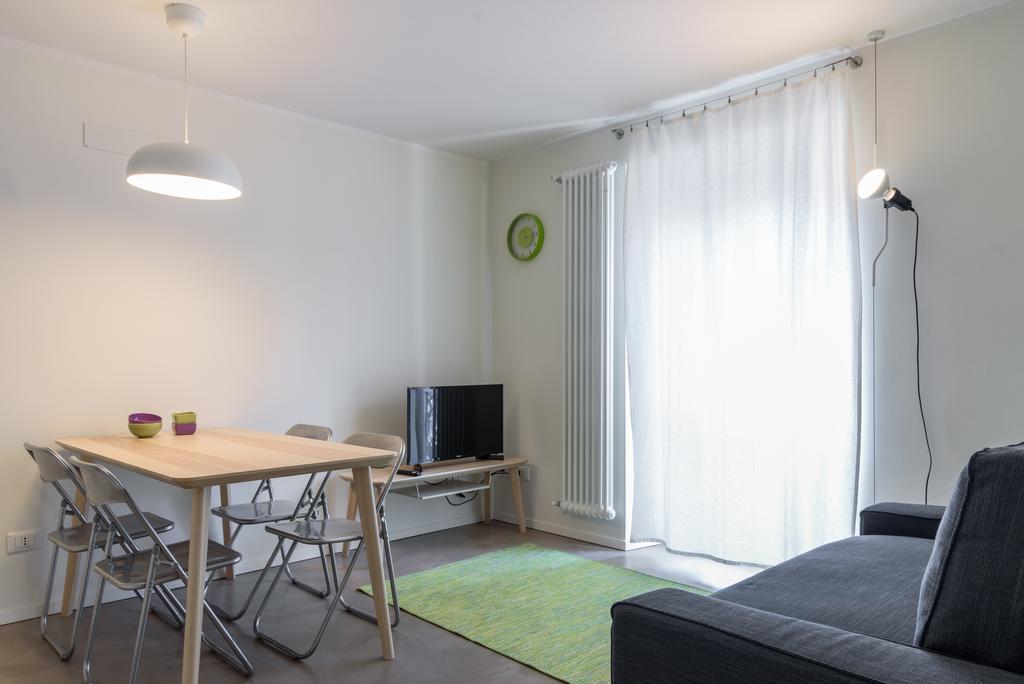Palermo Flexyrent Apartment Milan Bagian luar foto